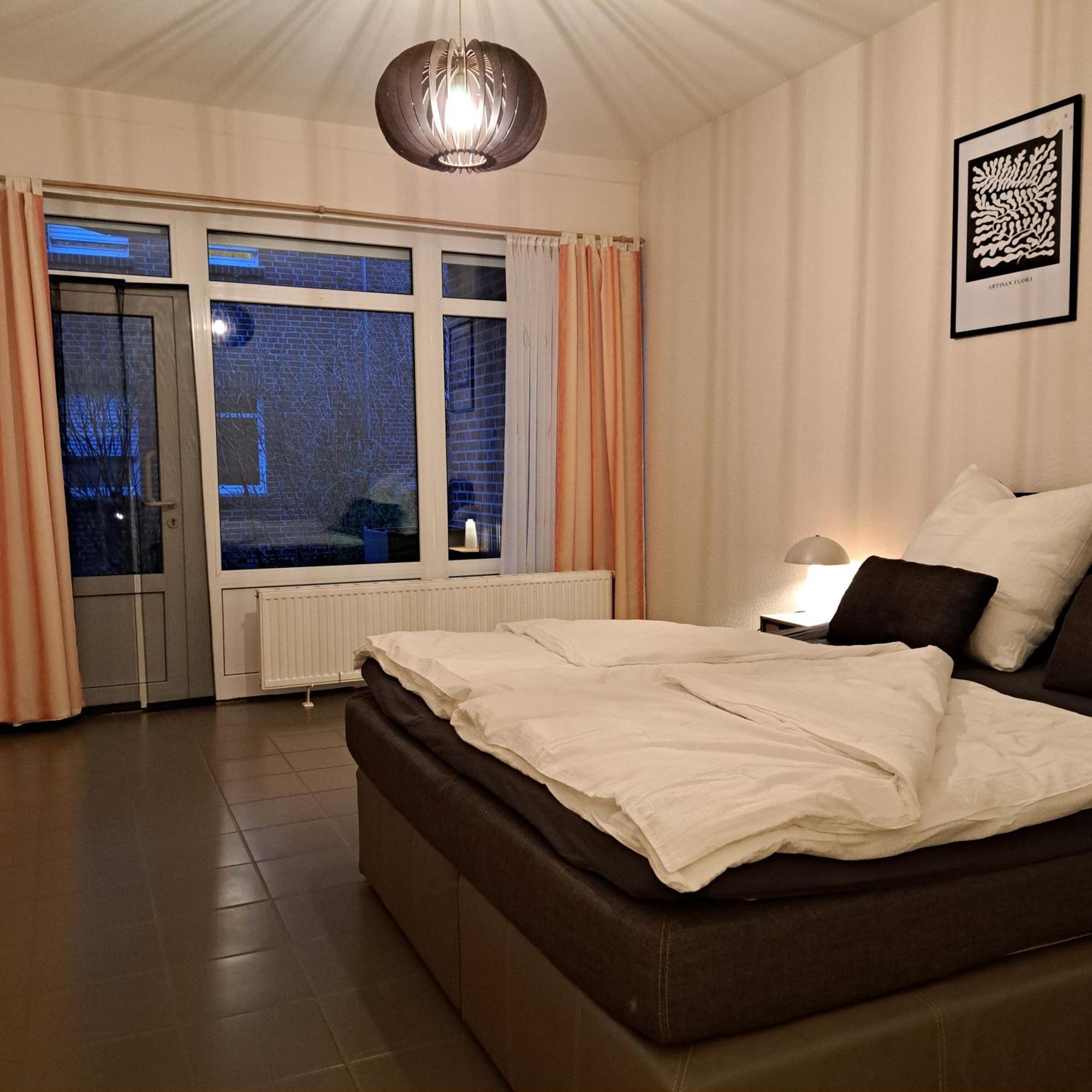 Seeliebe, 300 Meter Zum Wasser, Mit Terrasse Und Garten Lembruch Ngoại thất bức ảnh