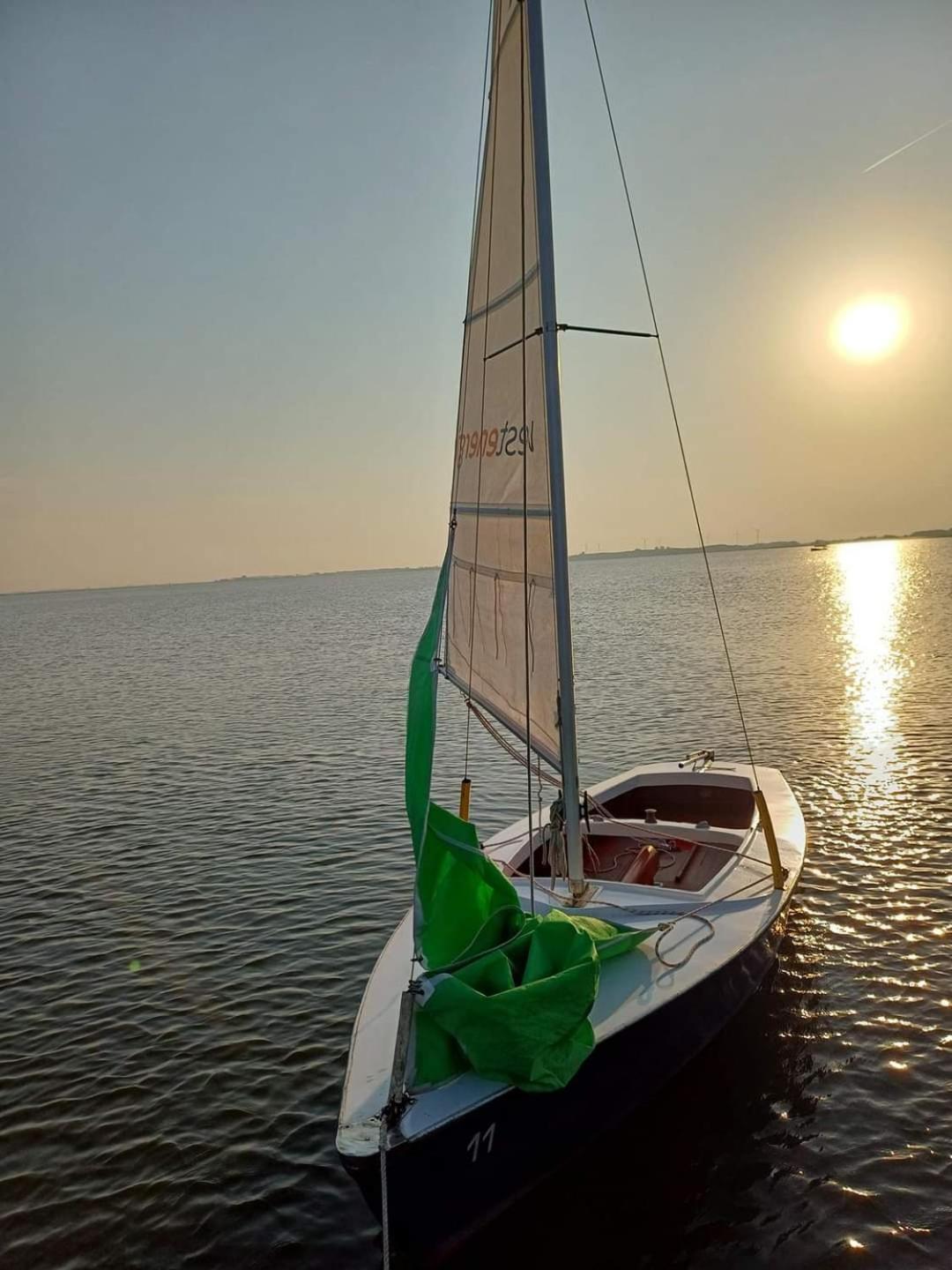 Seeliebe, 300 Meter Zum Wasser, Mit Terrasse Und Garten Lembruch Ngoại thất bức ảnh